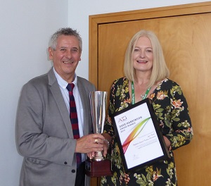 Lynn Foster awarded ACG award